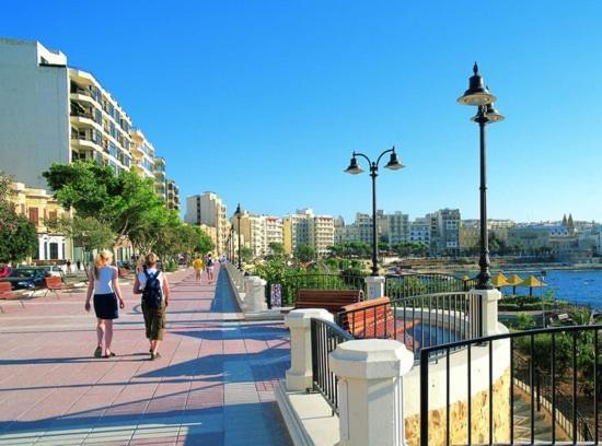 סליאמה Superlative Apartment With Valletta And Harbour Views מראה חיצוני תמונה